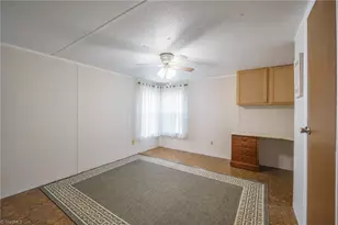 4021 26th St Ct NE, Hickory, NC 28601 - Photo 16
