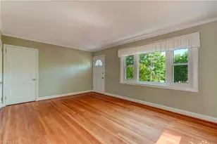 604 Ashland Dr, Greensboro, NC 27403 - Photo 8