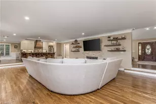3301 Forsyth Dr, Greensboro, NC 27407 - Photo 12