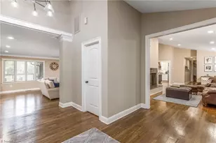 3301 Forsyth Dr, Greensboro, NC 27407 - Photo 4