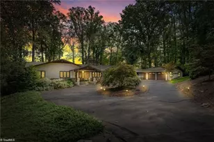 3301 Forsyth Dr, Greensboro, NC 27407 - Photo 2