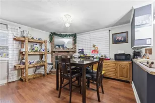 5710 Friendswood Dr, Greensboro, NC 27409 - Photo 18