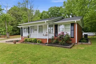 5710 Friendswood Dr, Greensboro, NC 27409 - Photo 4