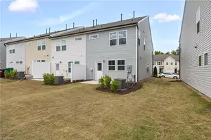821 Falls Grove Trl, High Point, NC 27265 - Photo 28