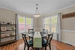 1273 Durham Meadows Dr, Burlington, NC 27217 - Photo 8