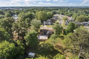 507 Gilbreath St, Graham, NC 27253 - Photo 4