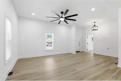 630 Davis Avenue, Newton, NC 28658 - Photo 8