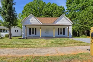 630 Davis Ave, Newton, NC 28658 - Photo 4