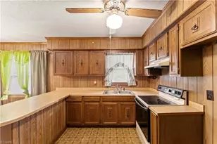 5050 Dailey Store Rd, Burlington, NC 27217 - Photo 12