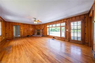 534 E King St, King, NC 27021 - Photo 10