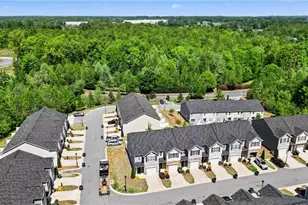 3801 Buckskin Wy, Greensboro, NC 27405 - Photo 32