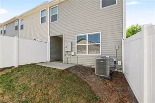 3801 Buckskin Wy, Greensboro, NC 27405 - Photo 26
