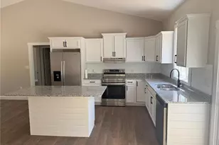 315 N Oakland Ave, Eden, NC 27288 - Photo 6