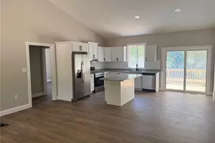 315 N Oakland Ave, Eden, NC 27288 - Photo 4