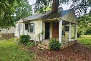 2709 Eastwood Dr, Winston-Salem, NC 27107 - Photo 2