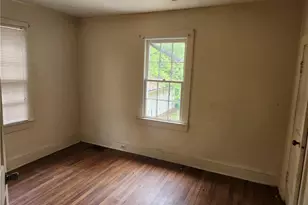 2709 Eastwood Dr, Winston-Salem, NC 27107 - Photo 8