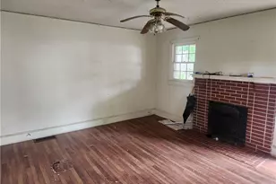 2709 Eastwood Dr, Winston-Salem, NC 27107 - Photo 6