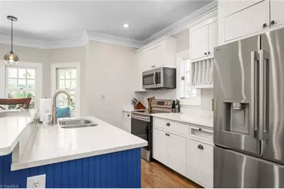 2049 Edgewood Avenue, Burlington, NC 27215 - Photo 14
