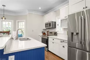 2049 Edgewood Ave, Burlington, NC 27215 - Photo 14