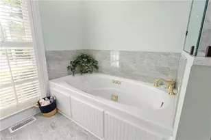 2049 Edgewood Ave, Burlington, NC 27215 - Photo 24