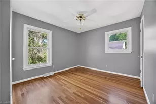 3902 Gentry St, Greensboro, NC 27407 - Photo 12