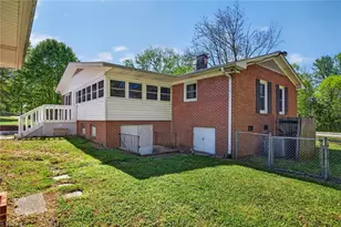 3902 Gentry St, Greensboro, NC 27407 - Photo 14