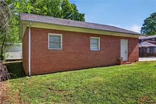 3902 Gentry St, Greensboro, NC 27407 - Photo 18