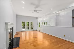 4305 Shaw Farm Cir, Greensboro, NC 27406 - Photo 8