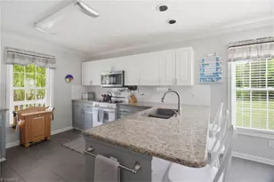 9321 Deer Path Ln, Kernersville, NC 27284 - Photo 14