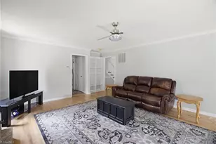 9321 Deer Path Ln, Kernersville, NC 27284 - Photo 10