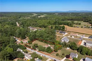 9321 Deer Path Ln, Kernersville, NC 27284 - Photo 4
