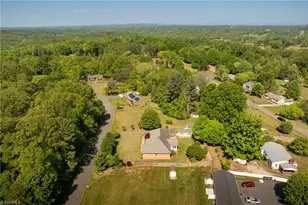 717 Westridge Dr, Pilot Mountain, NC 27041 - Photo 44