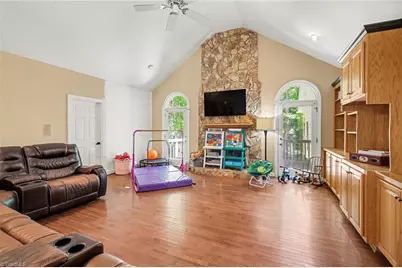 7802 High Meadows Road, Greensboro, NC 27455 - Photo 6