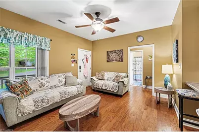 7802 High Meadows Road, Greensboro, NC 27455 - Photo 32