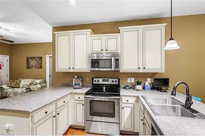 7802 High Meadows Road, Greensboro, NC 27455 - Photo 36