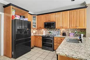 7802 High Meadows Rd, Greensboro, NC 27455 - Photo 10
