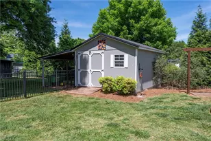 131 Parsonage Dr, Advance, NC 27006 - Photo 22