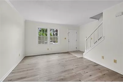 311 Salisbury Street #4, Kernersville, NC 27284 - Photo 6