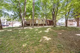 1138 Liberty Dr, Thomasville, NC 27360 - Photo 36