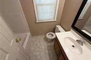 821 Holt Ave, Greensboro, NC 27405 - Photo 14