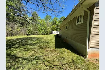 1460 Byrd Ridge Road, North Wilkesboro, NC 28659 - Photo 8