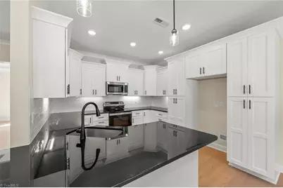 249 Cool Run, Lexington, NC 27295 - Photo 10