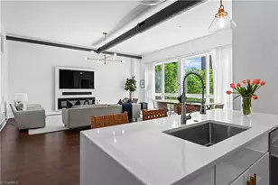 400 W 4th St, Winston-Salem, NC 27101 - Photo 12