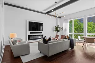 400 W 4th St, Winston-Salem, NC 27101 - Photo 4