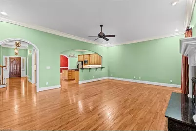 19 Creswell Court, Greensboro, NC 27407 - Photo 14