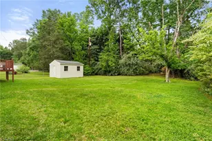 3012 Shamrock Dr, Greensboro, NC 27408 - Photo 50