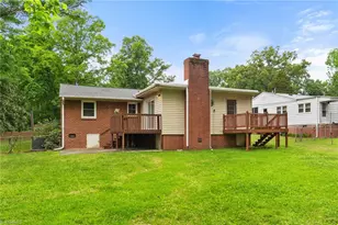 3012 Shamrock Dr, Greensboro, NC 27408 - Photo 48