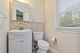 3012 Shamrock Dr, Greensboro, NC 27408 - Photo 36
