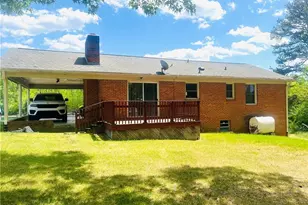 505 Belvue Dr, Mount Airy, NC 27030 - Photo 4