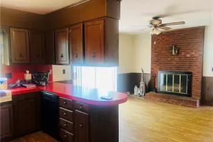 505 Belvue Dr, Mount Airy, NC 27030 - Photo 8